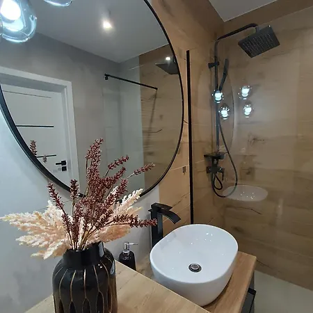 Διαμέρισμα Z 2 Sypialniami - Nova Ludova - Blisko 2 Jezior