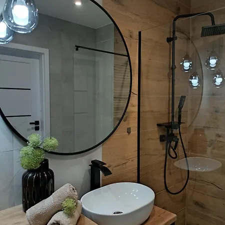 Z 2 Sypialniami - Nova Ludova - Blisko 2 Jezior Διαμέρισμα