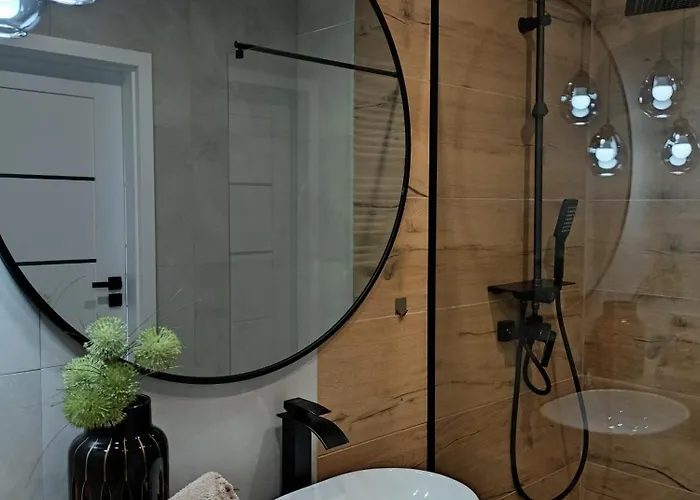 Z 2 Sypialniami - Nova Ludova - Blisko 2 Jezior Apartament